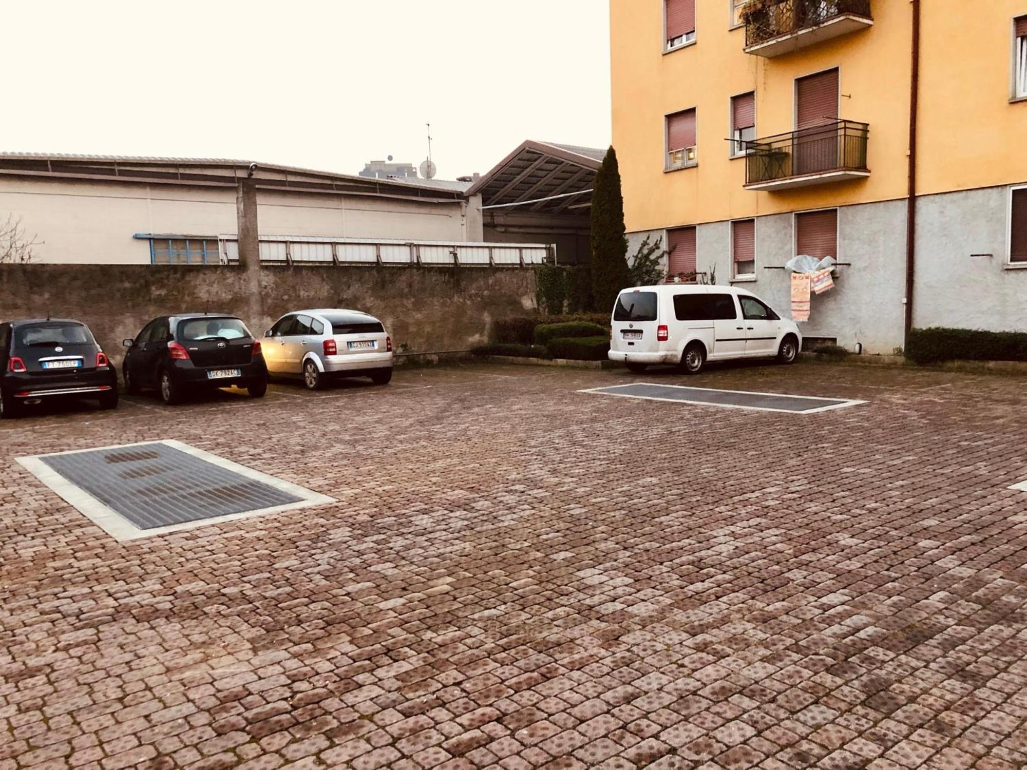 Bergamo Easy Airport Apartamento Exterior foto